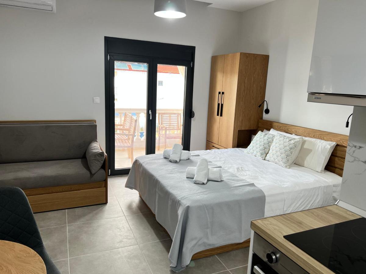 Aurora Apartments Vrasná Esterno foto